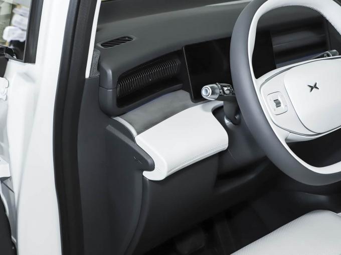 Pure New Energy ODM Elektrische Voertuig Xpeng X9 Grote Ruimte Model MPV EV Nieuwe Auto 5