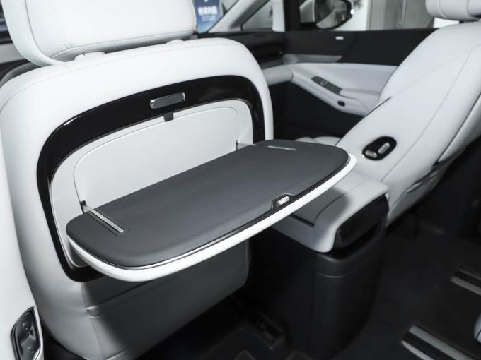 Pure New Energy ODM Elektrische Voertuig Xpeng X9 Grote Ruimte Model MPV EV Nieuwe Auto 10