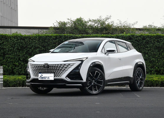 Goede staat, hoge kwaliteit Sport Changan UNI-T Volwassen Persoonlijk 1.5L Gas Nieuwe SUV Auto