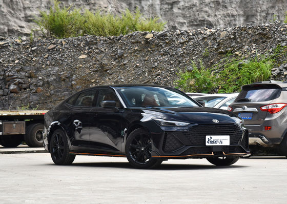 Goedkope snelle boot Turbo 2WD Chang An EV Changan UNI-V China Goedkope DCT hatchback sedan auto