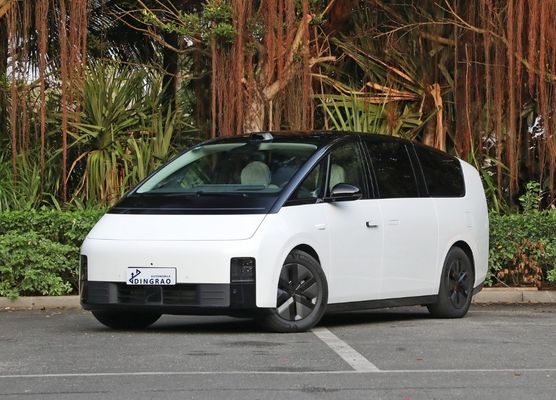 Lixiang Mega elektrisch voertuig Snel schip Smart Sport Automotive Motor Power EV-auto