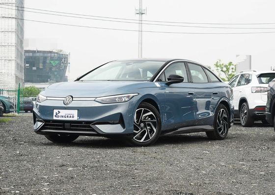 5 zitplaatsen met 150 kW permanente magneet synchrone batterij auto