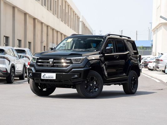 385Nm 185KW 252Ps 4WD 5 zitplaatsen 5 deuren 2,0T Tank 400 SUV Benzin brandstof Nieuwe auto
